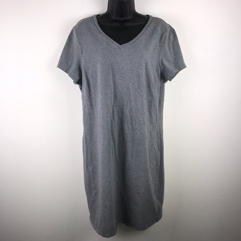 Old Navy Fitted V- Neck Tee Dress - Picture 2 of 4